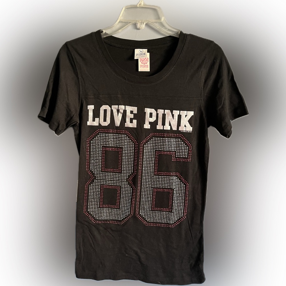 New PINK V-neck top with some sparkle on the front. Can’t beat this price!